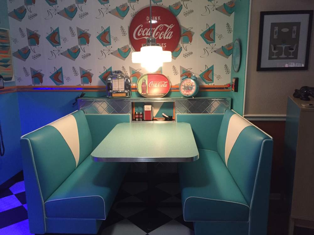 How Do You Choose the Right Furniture for Your At-home Diner Renovation?